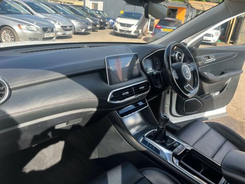 MG HS Mg Motor Uk Hs 1.5 Tgi Exclusive Dct Black #61