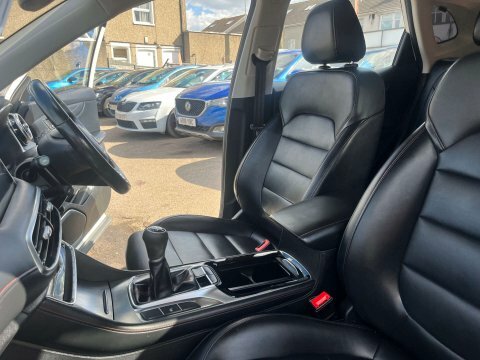 MG HS Mg Motor Uk Hs 1.5 Tgi Exclusive Dct Black #62