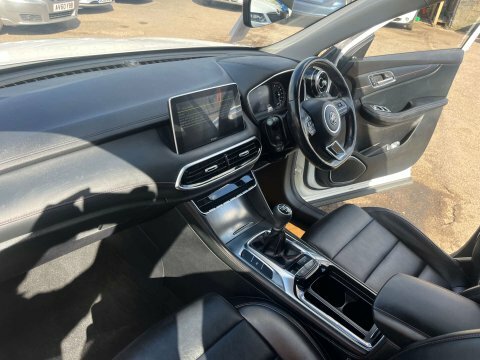 MG HS Mg Motor Uk Hs 1.5 Tgi Exclusive Dct Black #60