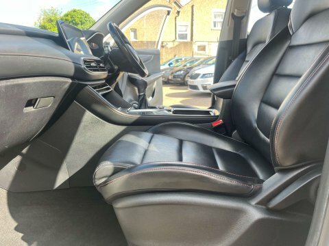 MG HS Mg Motor Uk Hs 1.5 Tgi Exclusive Dct Black #63