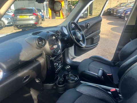 Mini Countryman 1.6 Cooper 122 Bhp Silver #38