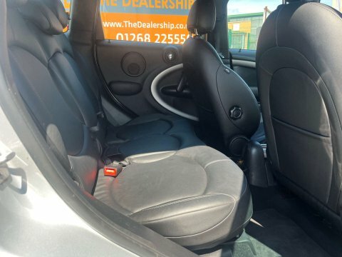 Mini Countryman 2.0 Cooper D All4 110 Bhp White #42