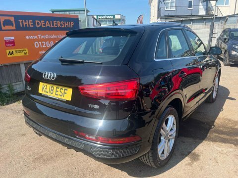 Audi Q3 1.4 Q3 S Black #6