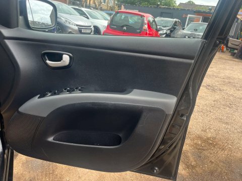 Hyundai I10 Style 5-Door Silver #45