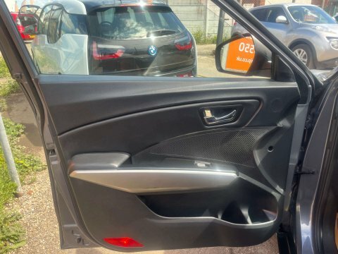 SsangYong Tivoli 1.6 D Elx White #29