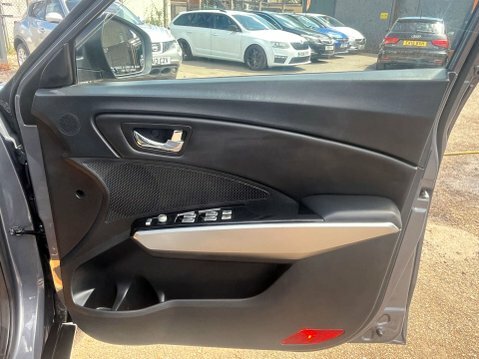 SsangYong Tivoli 1.6 D Elx White #90