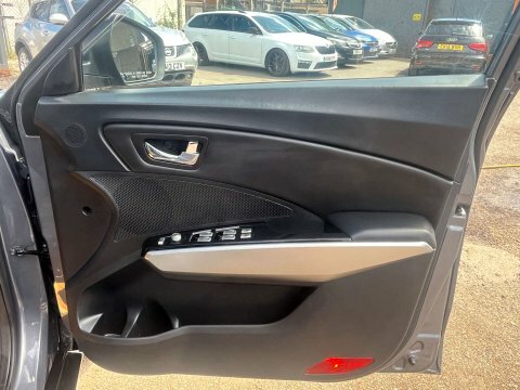 SsangYong Tivoli 1.6 D Elx White #38