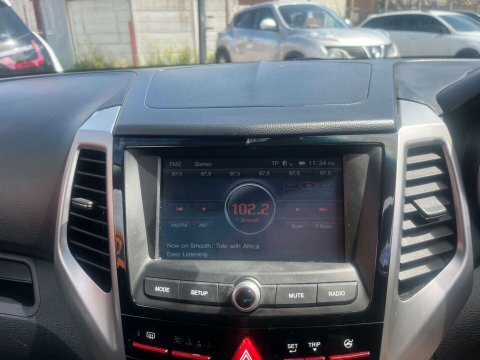 SsangYong Tivoli 1.6 D Elx White #43