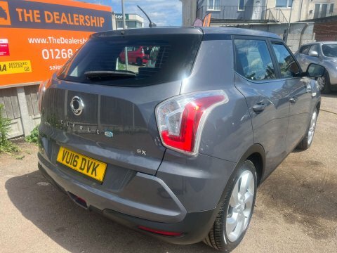 SsangYong Tivoli 1.6 D Elx White #7
