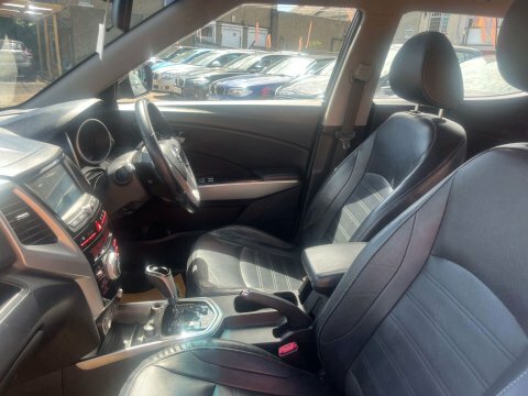 SsangYong Tivoli 1.6 D Elx White #30