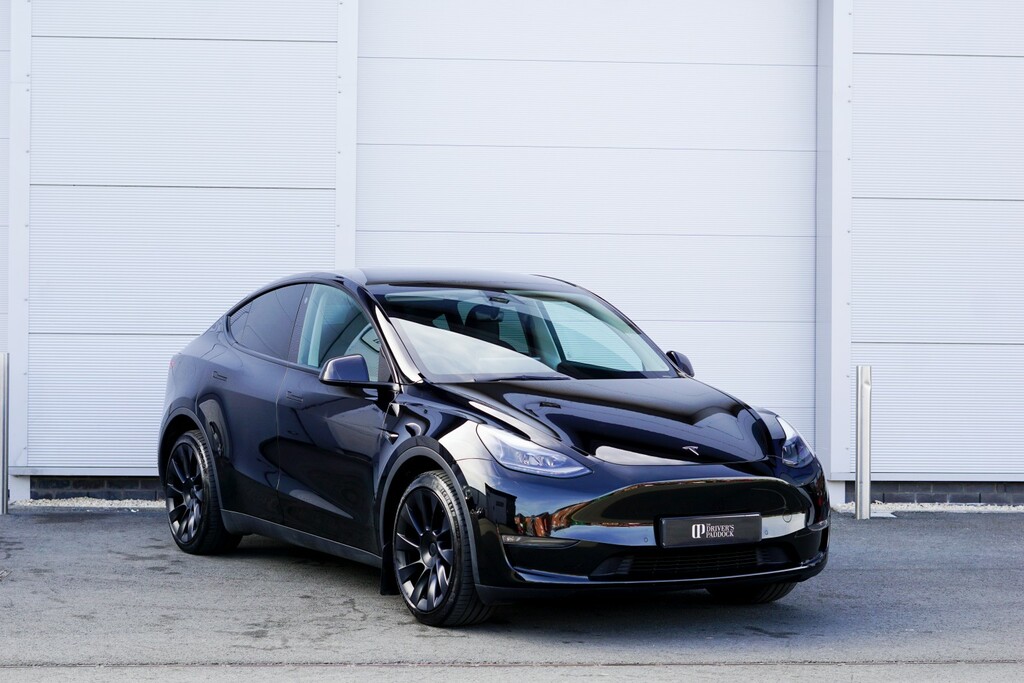 Tesla Model Y Suv Black