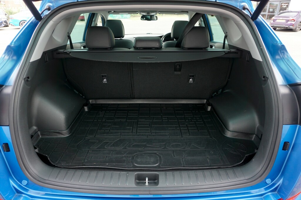 Hyundai Tucson Se Nav White #37