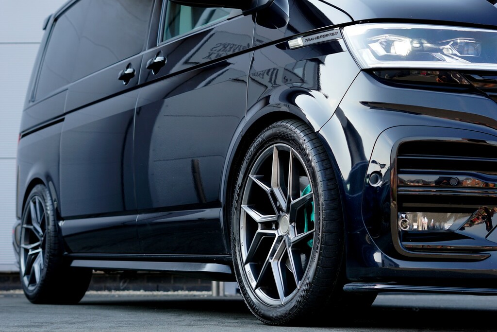 Volkswagen Transporter 2.0 Bitdi T32 Highline Black #5