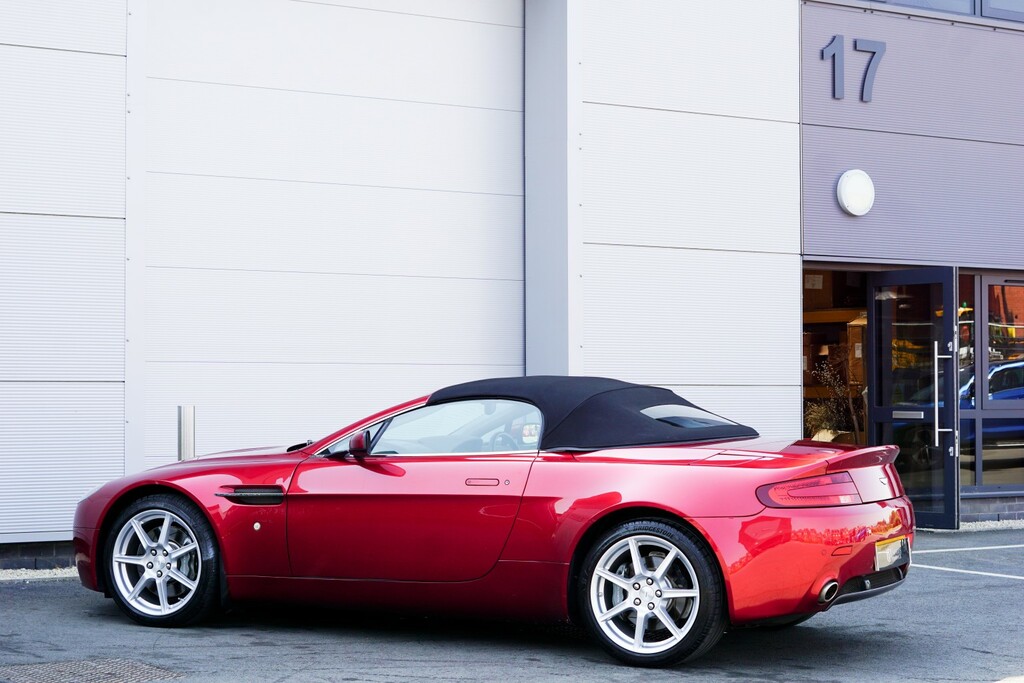 Aston Martin Vantage 4.3 V8 Sportshift Euro 4 U4809 Silver #33