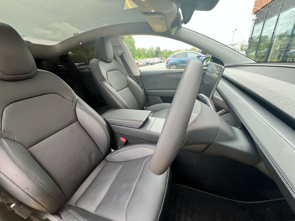 Tesla Model Y Suv Long Range Rwd 202574 Blue #29