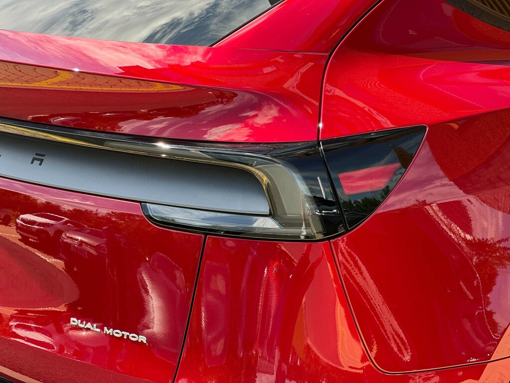 Tesla Model Y Long Range Awd 4Wd #14
