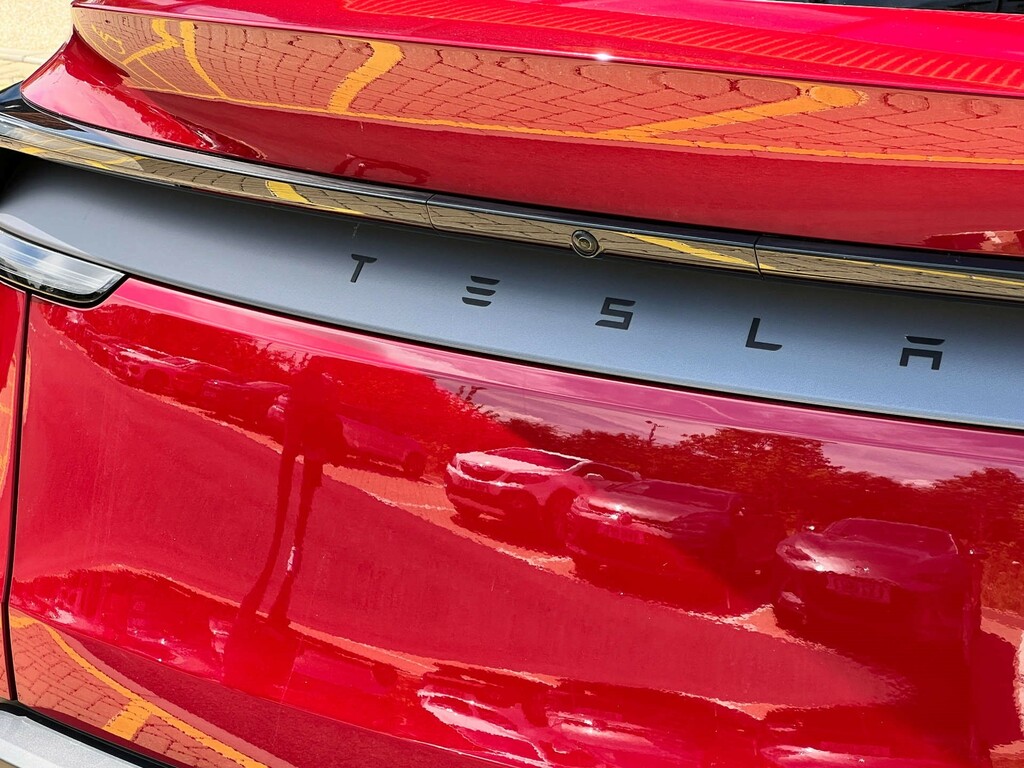 Tesla Model Y Long Range Awd 4Wd #19