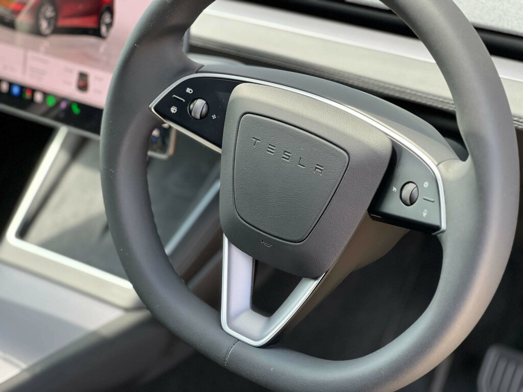 Tesla Model Y Long Range Awd 4Wd #39