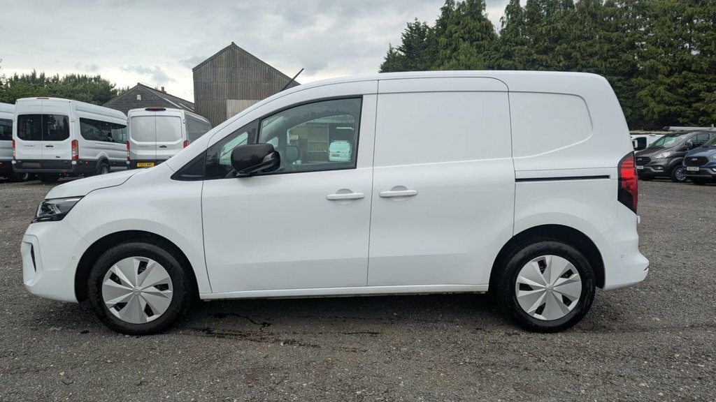 Nissan TOWNSTAR Tekna Panel Van 6Dr L1 122 Ps 45 K White #3