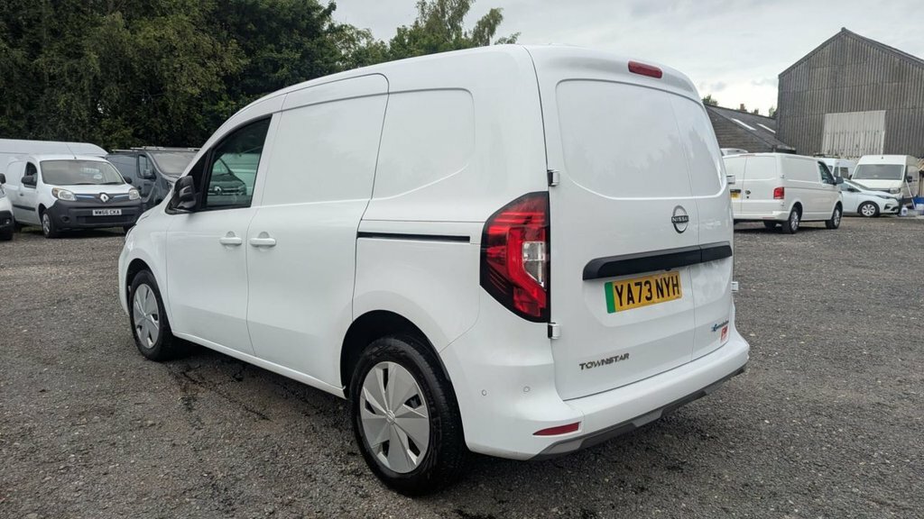 Nissan TOWNSTAR Tekna Panel Van 6Dr L1 122 Ps 45 K White #5