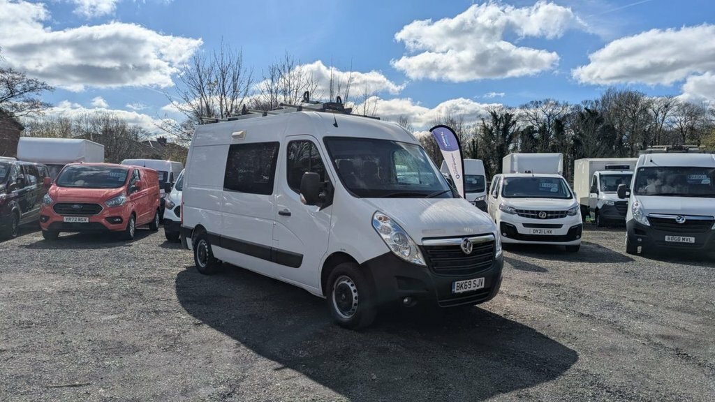Vauxhall Movano L2 H2 Crew Van With Integrated Mess Unit With Air