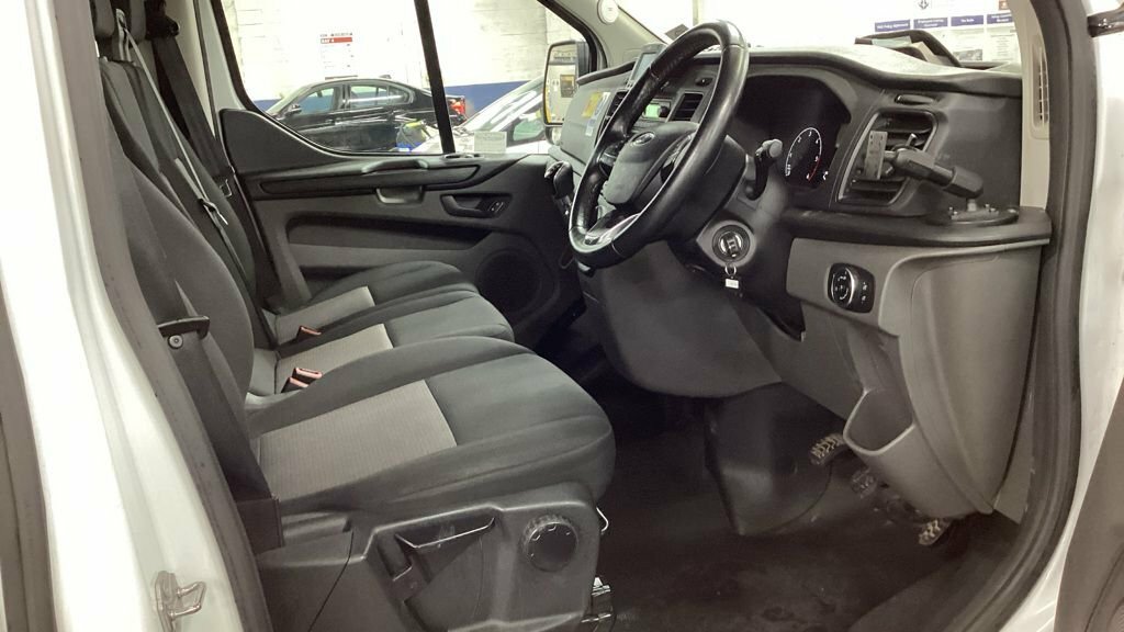 Ford Transit Custom 2.0Tdci 130Ps 280 L1h1 Limited Pv White #11