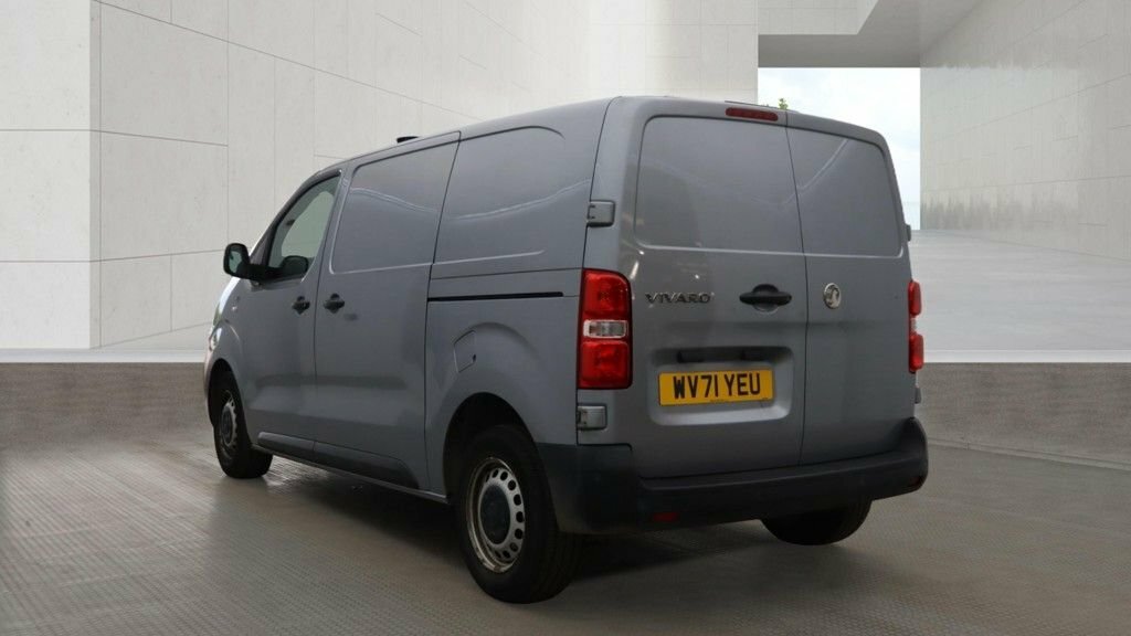 Vauxhall Vivaro 2700 1.5D 120Ps Dynamic H1 Van Grey #3