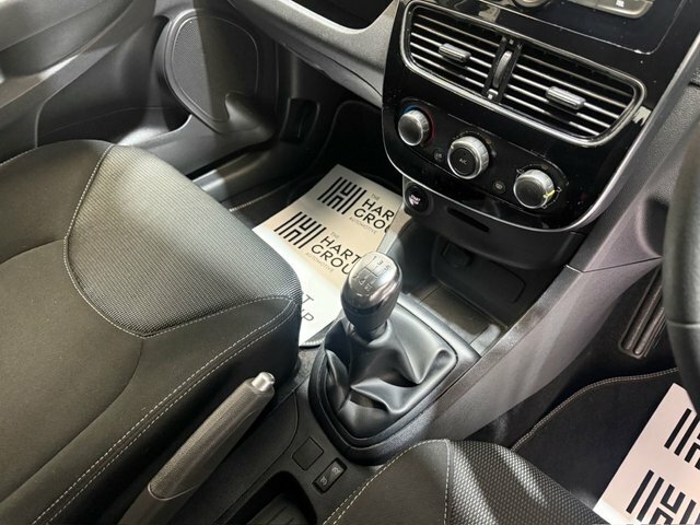 Renault Clio Hatchback 1.5 Dci Dynamique S Nav Euro 6 Ss White #17