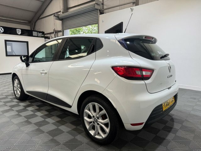 Renault Clio 1.2 16V Play Hatchback Euro 6 7 White #5