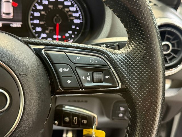 Audi A3 1.6L Tdi Ultra Se Technik 109 Bhp Black #15