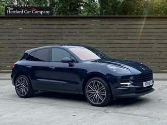 Porsche Macan 2L Null Blue