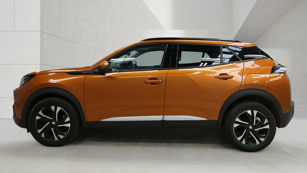 Peugeot 2008 1.2 Puretech Allure Premium Euro... White #6