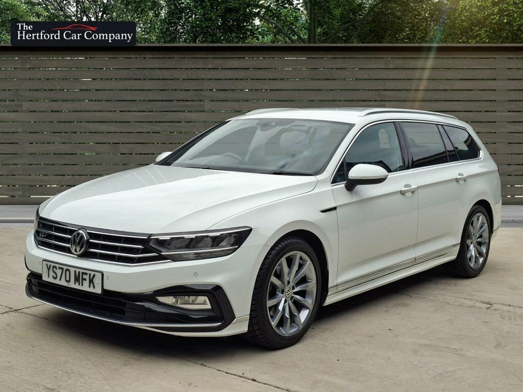 Volkswagen Passat 2L R-line White #3