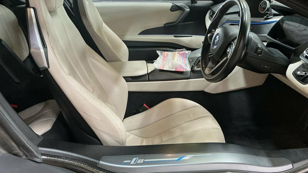 BMW i8 374 2dr Auto Grey #11