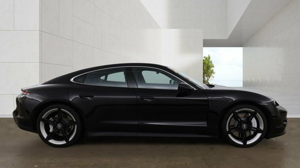 Porsche Taycan Saloon Black #5