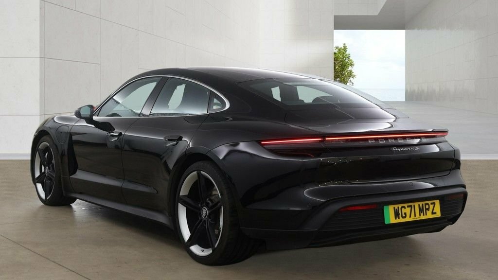 Porsche Taycan Saloon Black #3