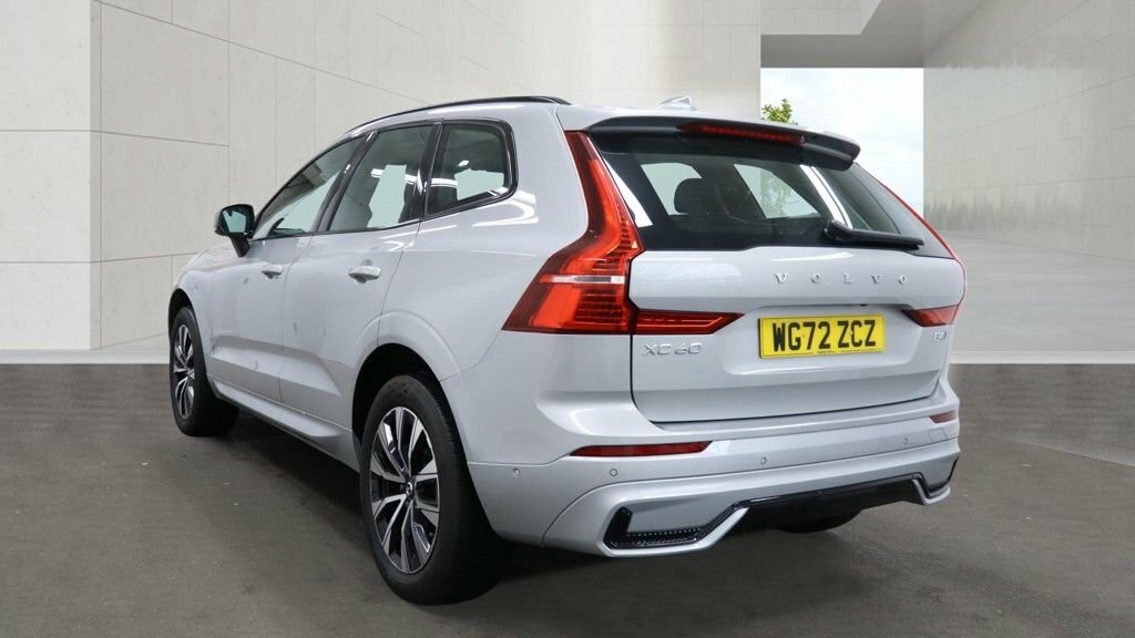 Volvo XC60 2L Plus Silver #3