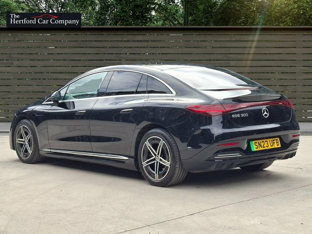 Mercedes-Benz EQE Saloon Black #5