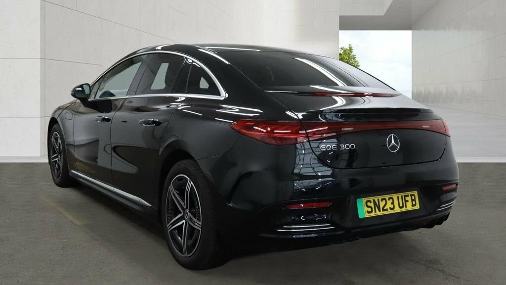 Mercedes-Benz EQE Saloon Black #3
