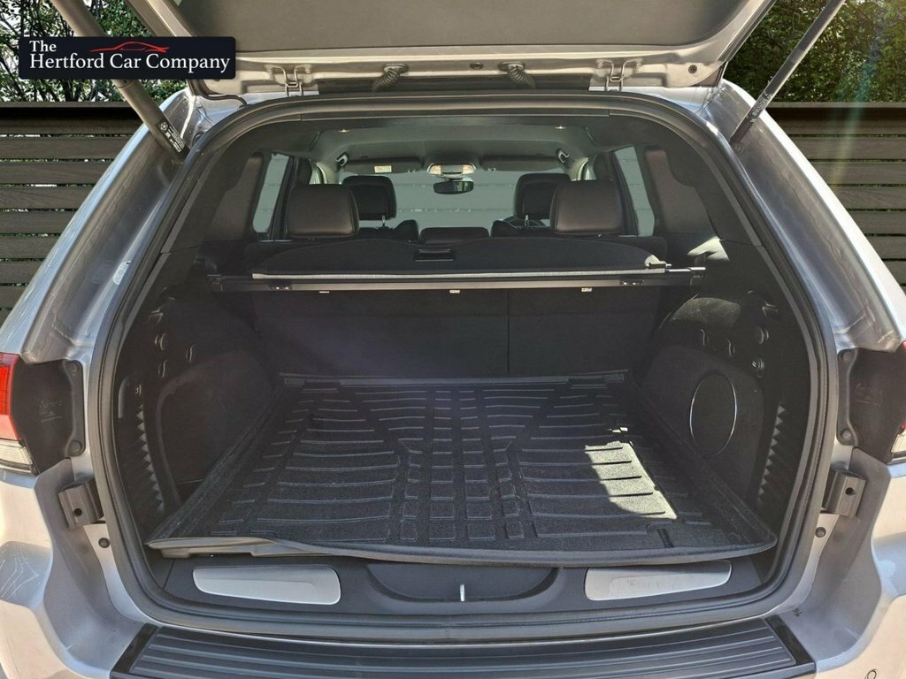 Jeep Grand Cherokee 3.0 V6 Multijet II Night Eagle 247 Bhp Black #25