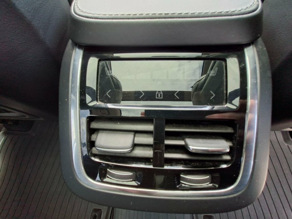 Volvo XC90 B5 P Awd Inscription Panoramic Sunroof, He Grey #30