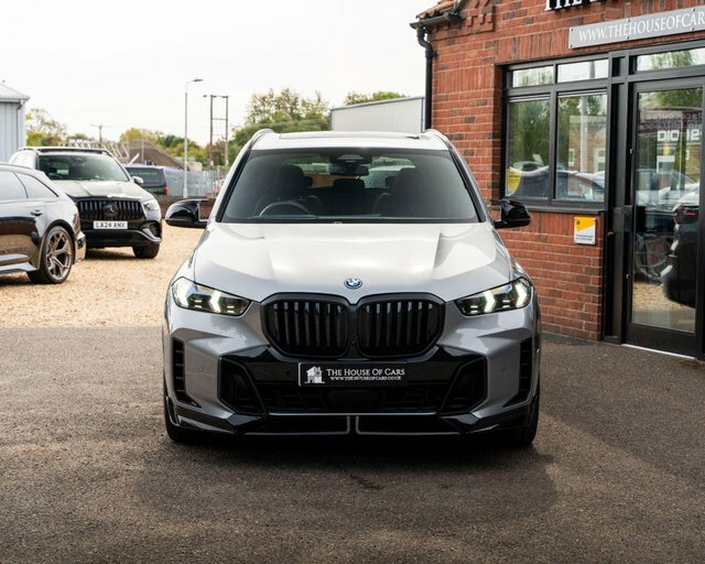 BMW X5 2024 3.0 50E 25.7Kwh M Sport Steptronic Xdrive Eur YH74LSV Grey #2