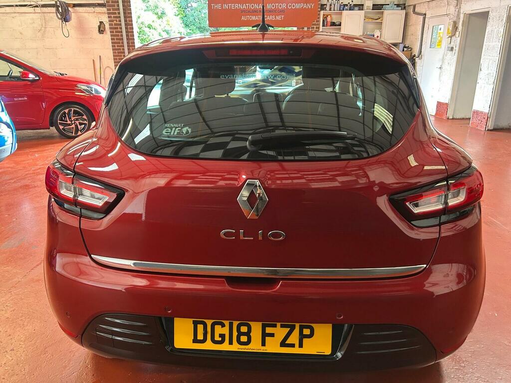 Renault Clio White #109