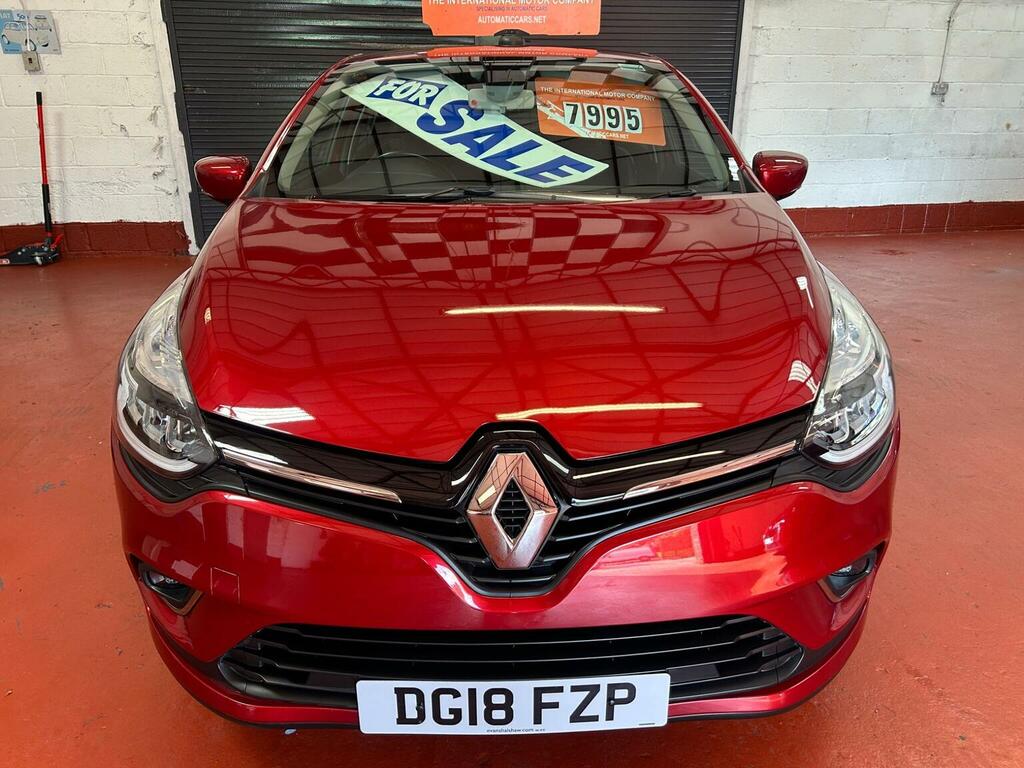 Renault Clio White #39