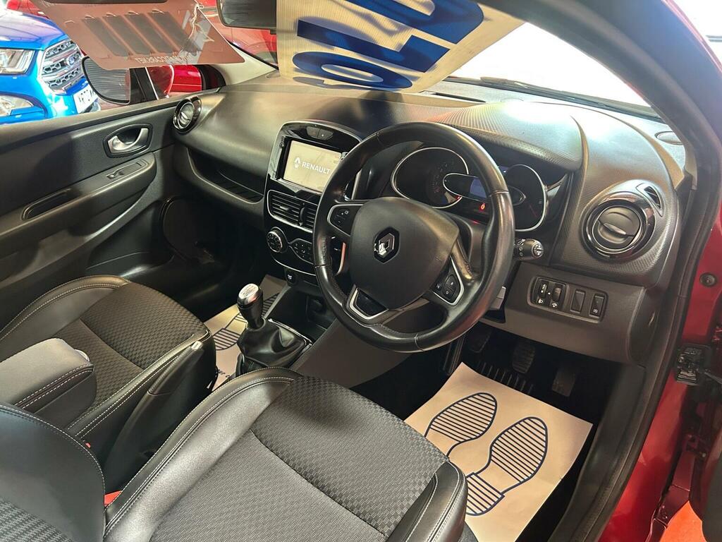 Renault Clio White #96