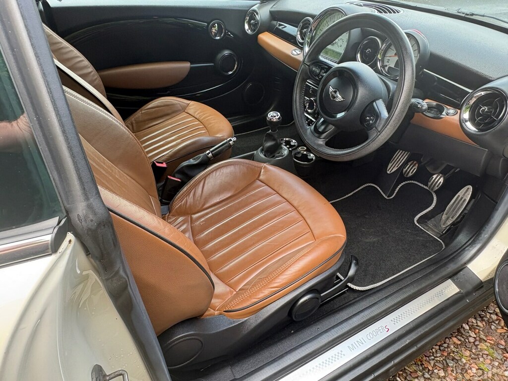 Mini Coupe Cooper Orange #17