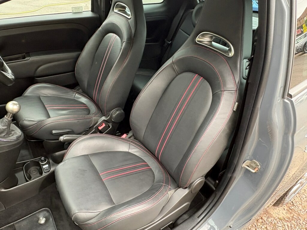 Abarth 595 595 Red #17