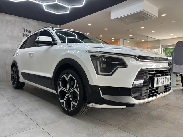 Kia Niro 2023 1.6H Gdi 3 Dct Euro 6 Ss AP72MYA White #3
