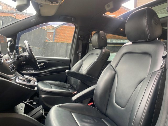 Mercedes-Benz V Class 2017 2.2 V250d Amg Line Mpv G-tronic E Black #4