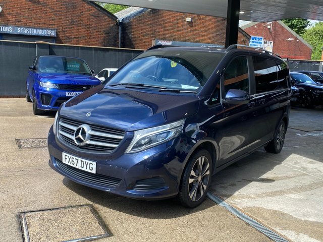 Mercedes-Benz V Class 2018 2.2 V220d Bluetec Sport G-tronic Euro 6 Ss Blue #2